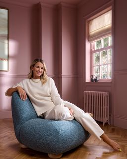 Vogue Williams feet photo 14