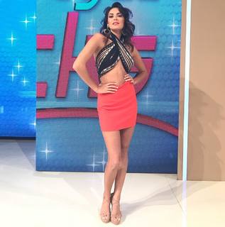 Vrisiida Andriotou feet photo 6