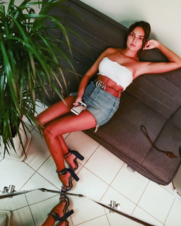 Vrisiida Andriotou feet photo 9