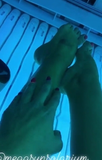 Vrisiida Andriotou feet photo 8