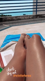 Vrisiida Andriotou feet photo 8