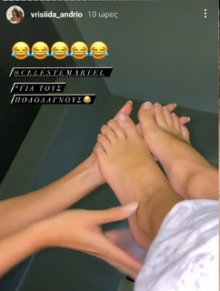 Vrisiida Andriotou feet photo 16