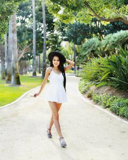 Vy Qwaint feet photo 18
