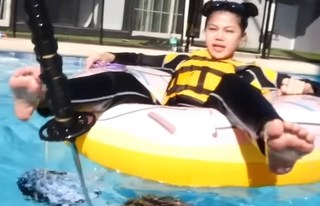 Vy Qwaint feet photo 18