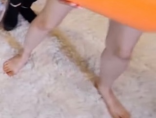 Vy Qwaint feet photo 12