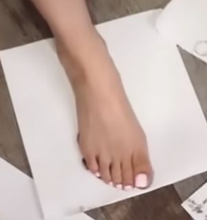 Vy Qwaint feet photo 5
