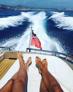 Véronika Loubry feet photo 5