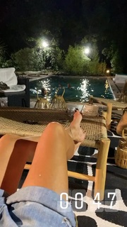 Véronika Loubry feet photo 3