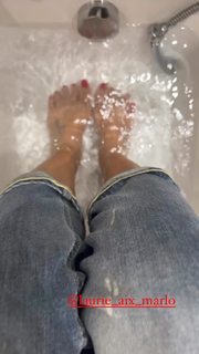 Véronika Loubry feet photo 4