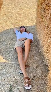 Véronika Loubry feet photo 18