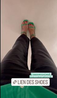 Véronika Loubry feet photo 2