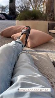 Véronika Loubry feet photo 8