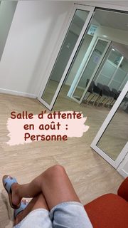Véronika Loubry feet photo 4