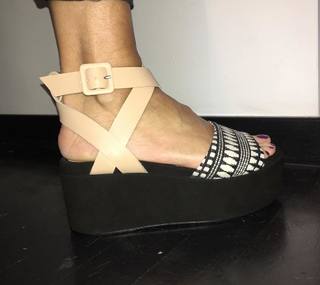 Véronique De Kock feet photo 1