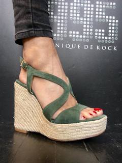 Véronique De Kock feet photo 6