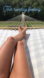 Véronique De Kock feet photo 2