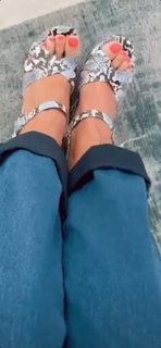 Véronique De Kock feet photo 19