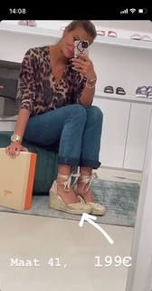 Véronique De Kock feet photo 15