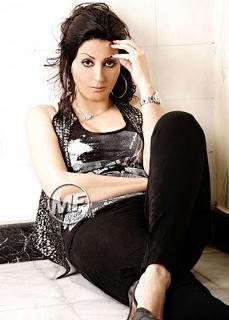 Wafaa Amer feet photo thumbnail
