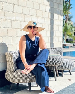 Wafaa Amer feet photo thumbnail