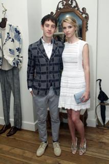 Wallis Currie-Wood feet photo 3