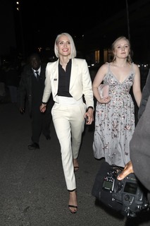 Wallis Day feet photo 13