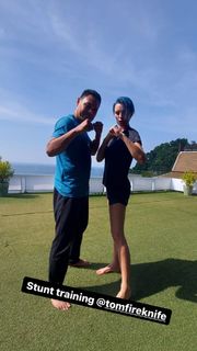 Wallis Day feet photo 4