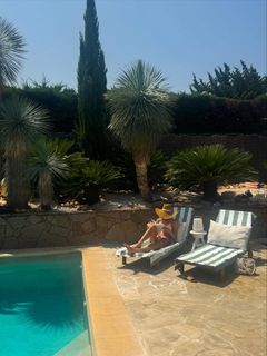Wallis Day feet photo 11