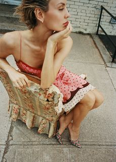 Wallis Day feet photo 6
