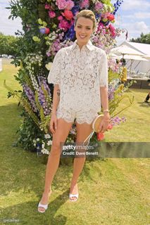 Wallis Day feet photo 19