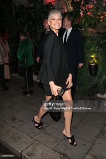 Wallis Day feet photo 17