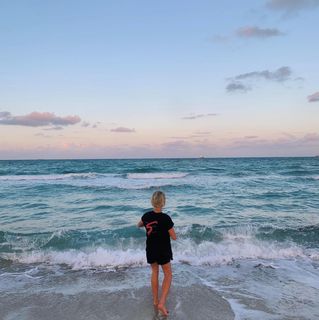 Wallis Day feet photo 12