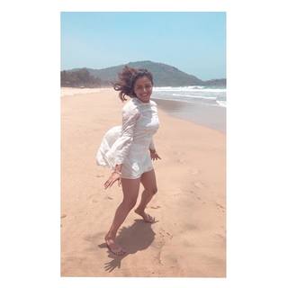 Wamiqa Gabbi feet photo thumbnail