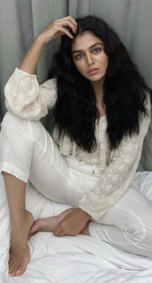 Wamiqa Gabbi feet photo thumbnail