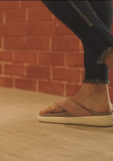 Wamiqa Gabbi feet photo thumbnail