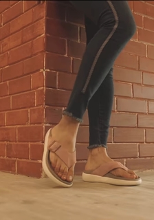 Wamiqa Gabbi feet photo thumbnail