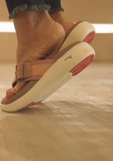 Wamiqa Gabbi feet photo thumbnail