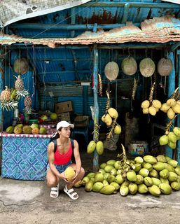 Wamiqa Gabbi feet photo thumbnail