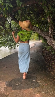 Wamiqa Gabbi feet photo thumbnail