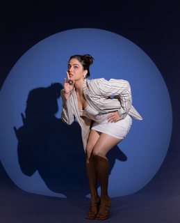 Wamiqa Gabbi feet photo thumbnail