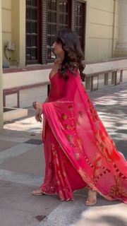 Wamiqa Gabbi feet photo thumbnail