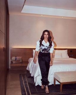 Wamiqa Gabbi feet photo thumbnail