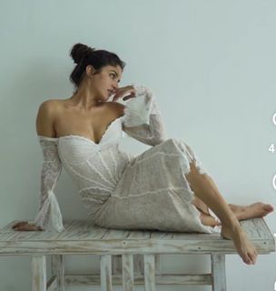 Wamiqa Gabbi feet photo thumbnail