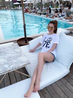 Wan-Ting Tseng feet photo 5