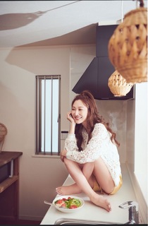 Wan-Ting Tseng feet photo 11