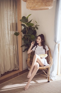 Wan-Ting Tseng feet photo 1