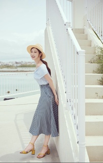 Wan-Ting Tseng feet photo 3
