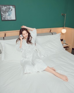 Wan-Ting Tseng feet photo 3