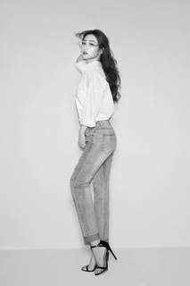 Wan-Ting Tseng feet photo 6