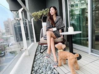 Wan-Ting Tseng feet photo 5